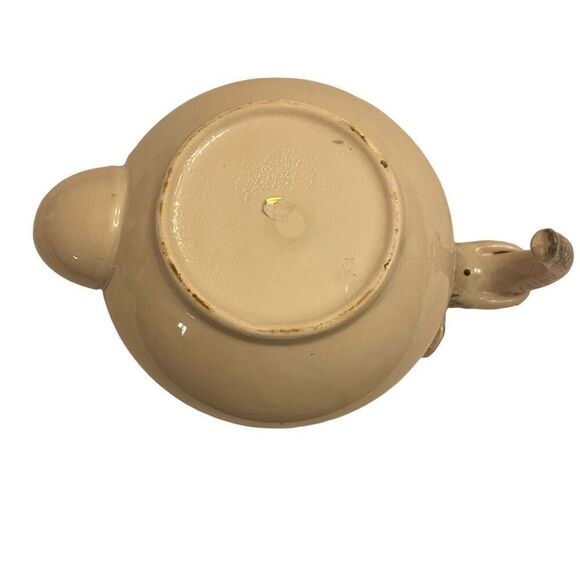 Vintage Gray and Cream Textured Elephant Ceramic Teapot - Picture 10 of 12